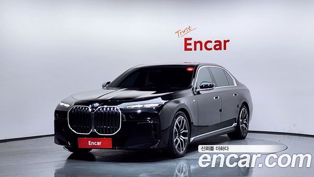 BMW 7-Series 740i sDrive M Sport