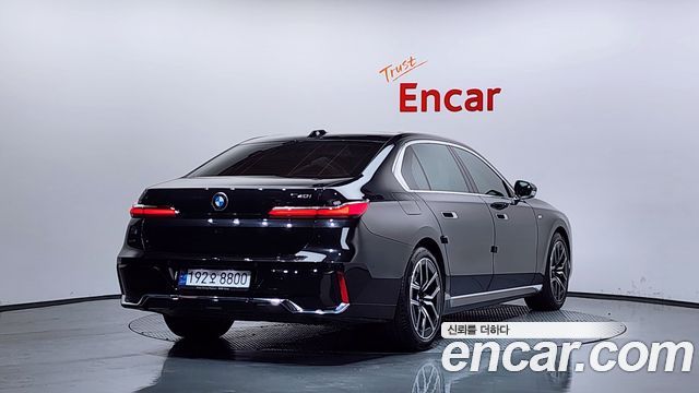 BMW 7-Series 740i sDrive M Sport