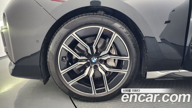 BMW 7-Series 740i sDrive M Sport