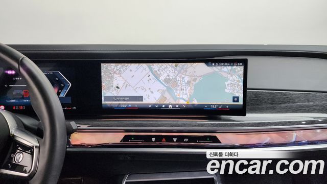 BMW 7-Series 740i sDrive M Sport