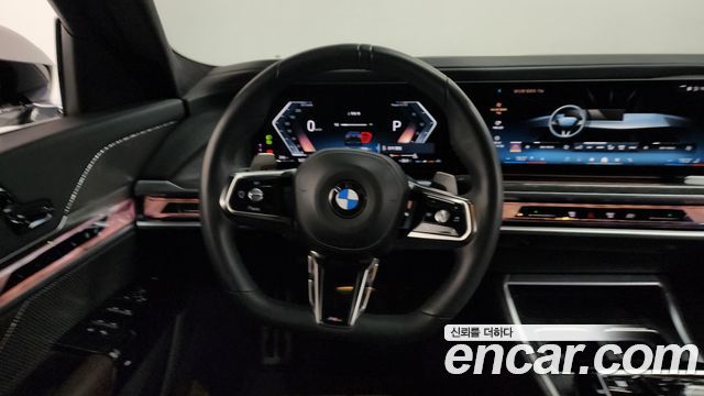 BMW 7-Series 740i sDrive M Sport