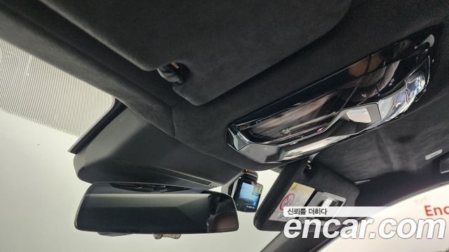 BMW 7-Series 740i sDrive M Sport