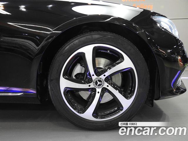 Mercedes-Benz E-Class E250 Avantgarde