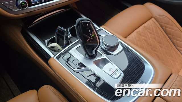 BMW 7-Series 740Li xDrive M Sport Package