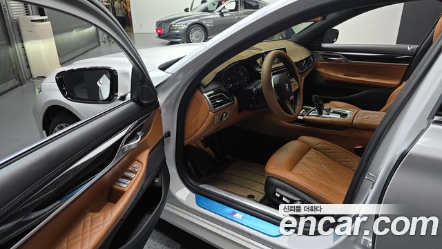 BMW 7-Series 740Li xDrive M Sport Package