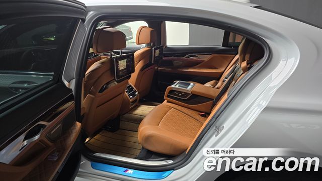 BMW 7-Series 740Li xDrive M Sport Package