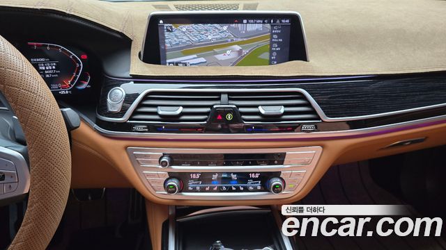BMW 7-Series 740Li xDrive M Sport Package