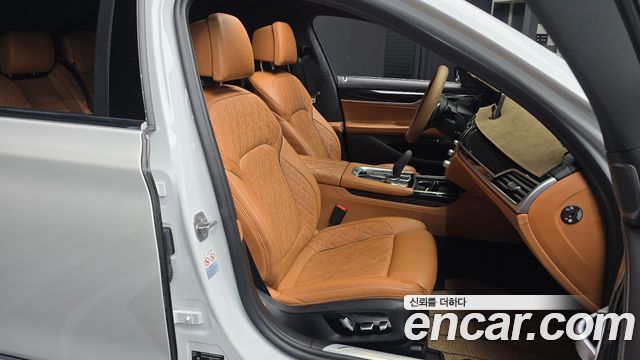BMW 7-Series 740Li xDrive M Sport Package