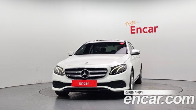 Mercedes-Benz E-Class E200 Avantgarde