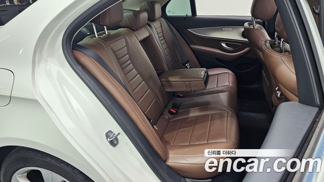 Mercedes-Benz E-Class E200 Avantgarde
