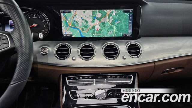 Mercedes-Benz E-Class E200 Avantgarde