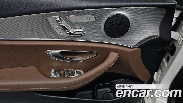 Mercedes-Benz E-Class E200 Avantgarde