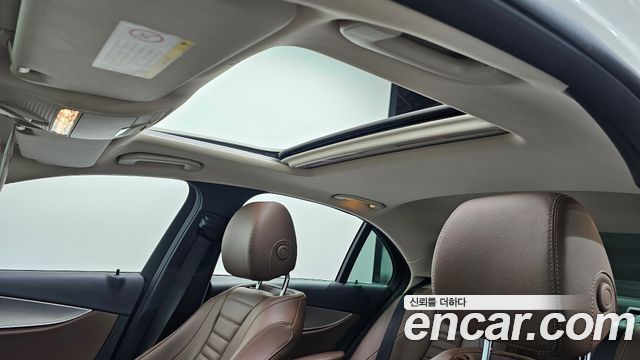 Mercedes-Benz E-Class E200 Avantgarde