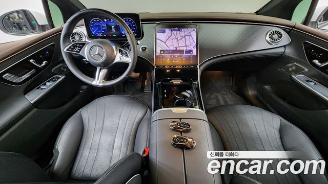 Mercedes-Benz EQE EQE350+