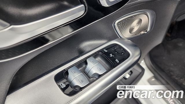Mercedes-Benz EQE EQE350+