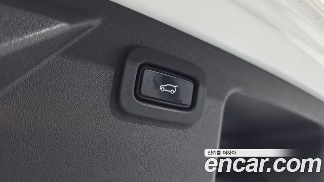 Land Rover Discovery Sport D150 S