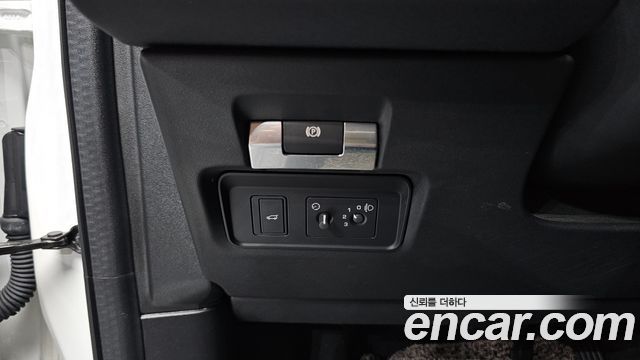 Land Rover Discovery Sport D150 S
