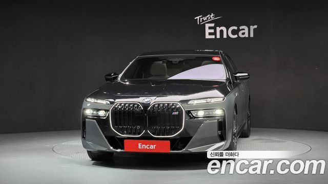 BMW i7 M70 xDrive M Performance