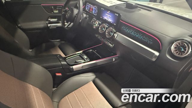 Mercedes-Benz EQB EQB300 4MATIC