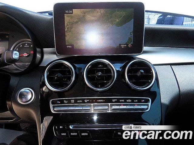 Mercedes-Benz C-Class C200
