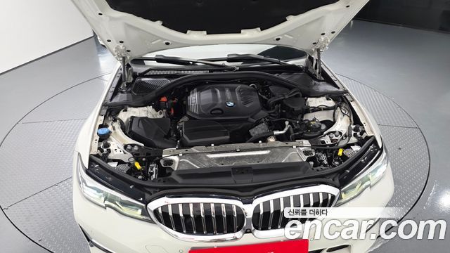 BMW 3-Series 320d Luxury