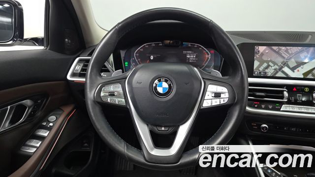 BMW 3-Series 320d Luxury