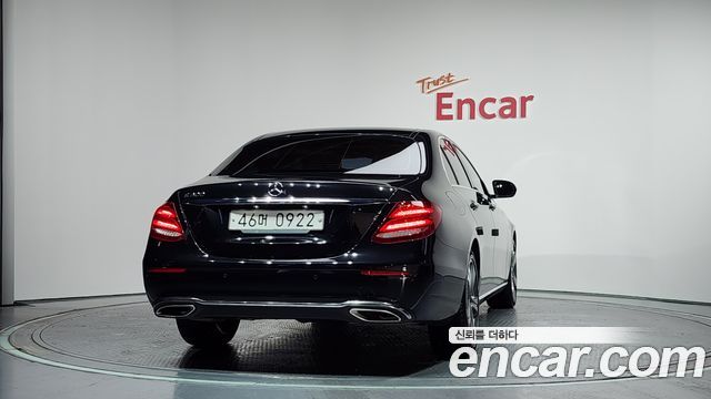 Mercedes-Benz E-Class E300 Avantgarde
