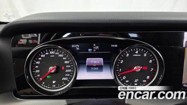 Mercedes-Benz E-Class E300 Avantgarde
