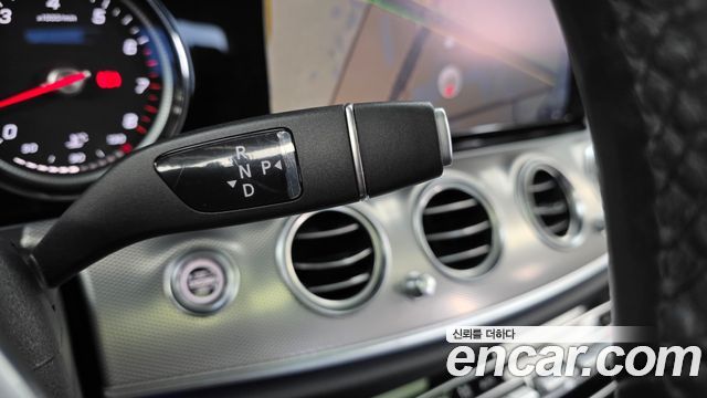 Mercedes-Benz E-Class E300 Avantgarde