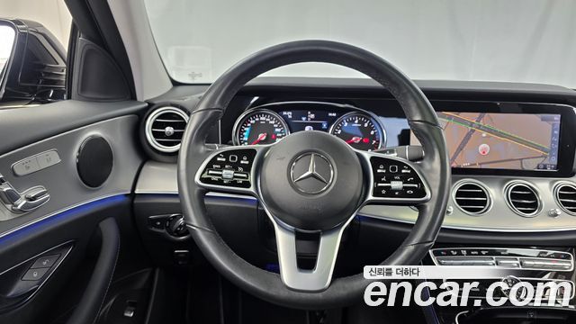 Mercedes-Benz E-Class E300 Avantgarde