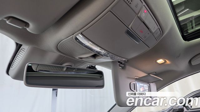 Mercedes-Benz E-Class E300 Avantgarde
