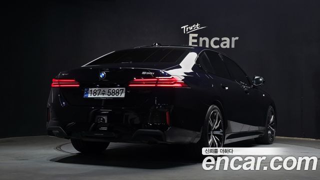 BMW 5-Series 530i xDrive M Sport