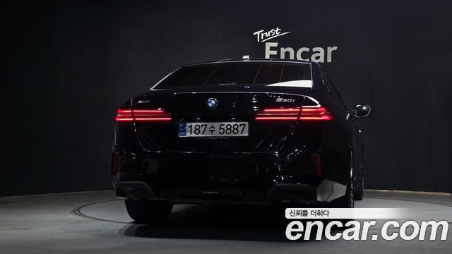 BMW 5-Series 530i xDrive M Sport