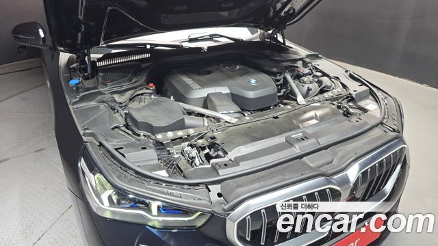 BMW 5-Series 530i xDrive M Sport