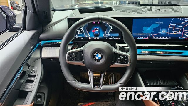 BMW 5-Series 530i xDrive M Sport