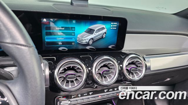 Mercedes-Benz GLB-Class GLB200 d