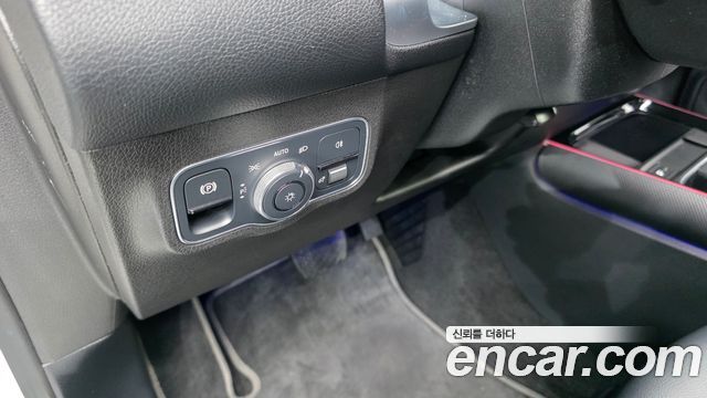 Mercedes-Benz GLB-Class GLB200 d