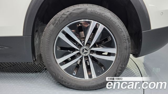 Mercedes-Benz GLB-Class GLB200 d