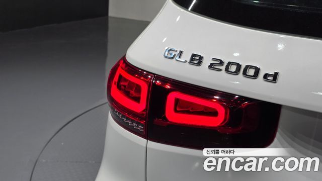 Mercedes-Benz GLB-Class GLB200 d