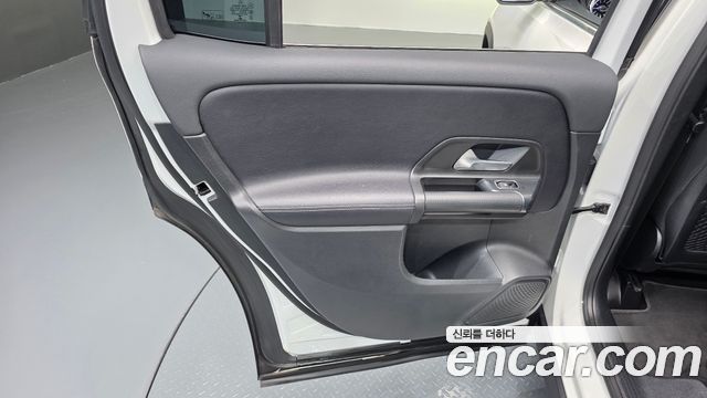 Mercedes-Benz GLB-Class GLB200 d