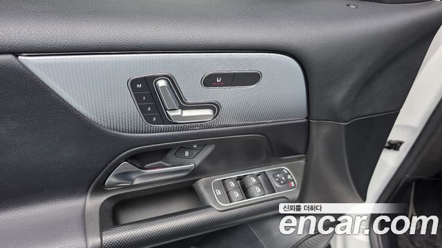 Mercedes-Benz GLB-Class GLB200 d