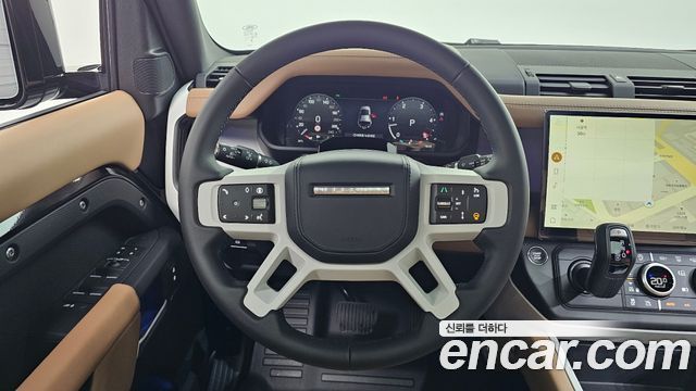 Land Rover Defender 110 D300 X-Dynamic HSE