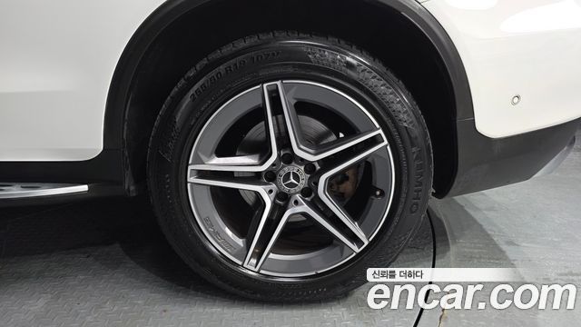 Mercedes-Benz GLC-Class GLC220 d 4MATIC Coupe