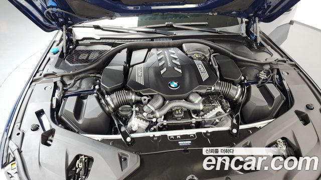 BMW 8-Series M850i xDrive Gran Coupe Individual Edition