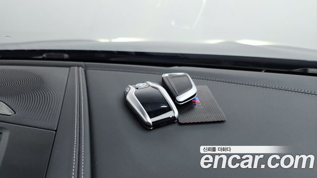 BMW 8-Series M850i xDrive Gran Coupe Individual Edition