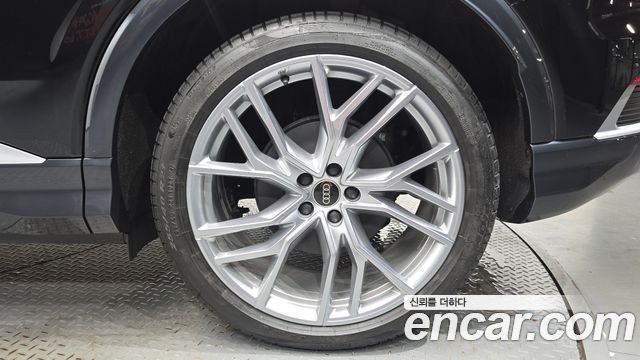 Audi Q4 e-tron 45 Premium