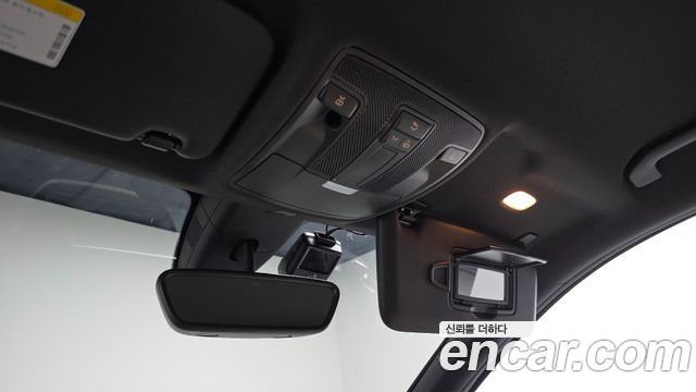 Mercedes-Benz B-Class B220