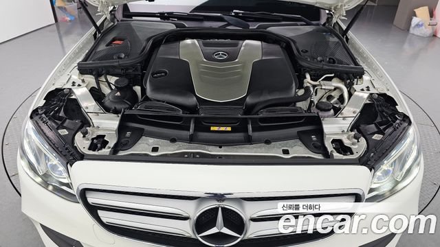 Mercedes-Benz E-Class E350d