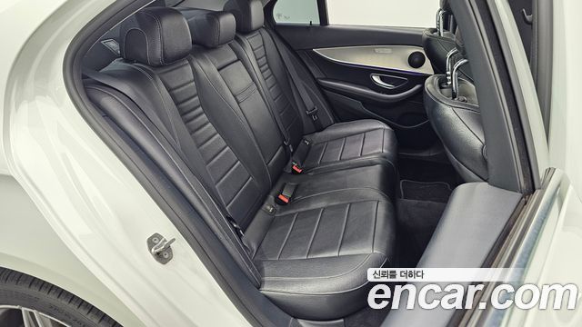 Mercedes-Benz E-Class E350d