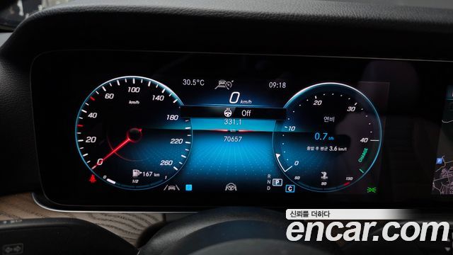 Mercedes-Benz E-Class E220d 4MATIC Exclusive